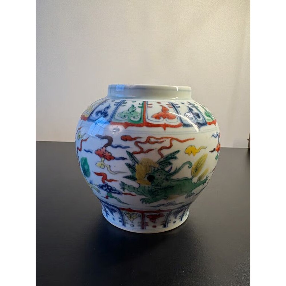 Chinese Doucai Jar Dragon Lotus Chenghua Six Character Mark Porcelain
